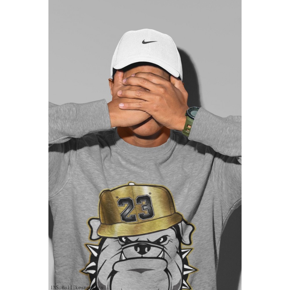 ENGLISH BULLDOG SWEATSHIRT - AIR JORDAN 1 METALLIC GOLD