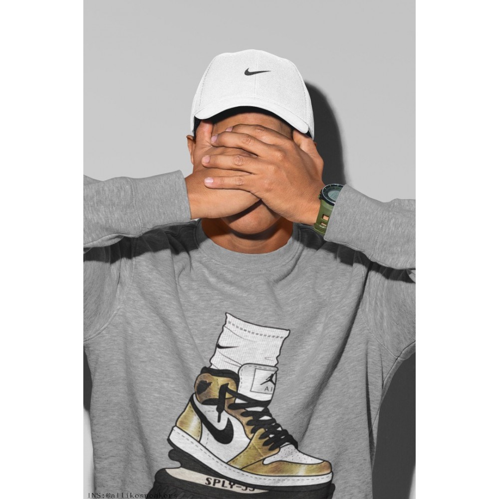 JORDAN GANG SWEATSHIRT - AIR JORDAN 1 METALLIC GOLD