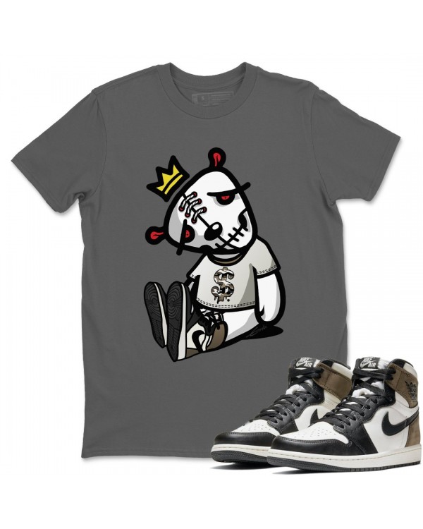 DEAD DOLLS T-SHIRT - AIR JORDAN 1 DARK MOCHA