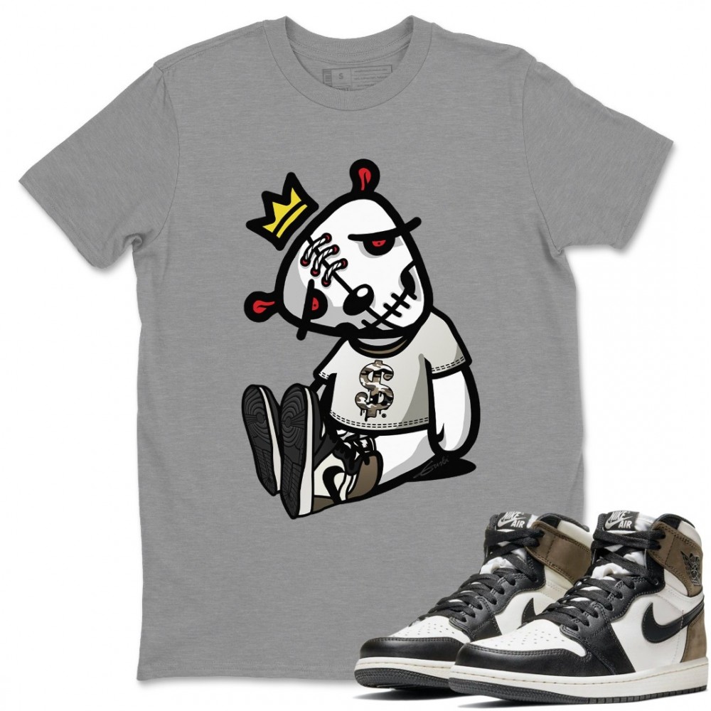 DEAD DOLLS T-SHIRT - AIR JORDAN 1 DARK MOCHA