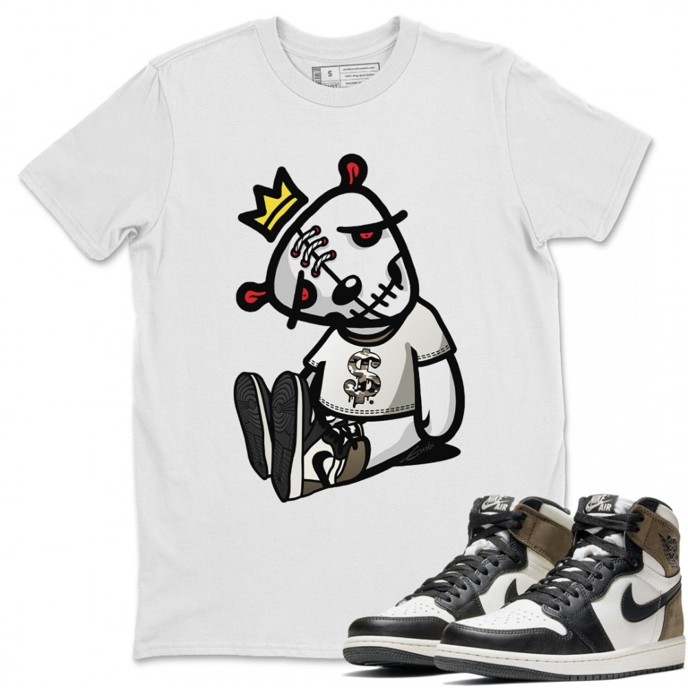 DEAD DOLLS T-SHIRT - AIR JORDAN 1 DARK MOCHA