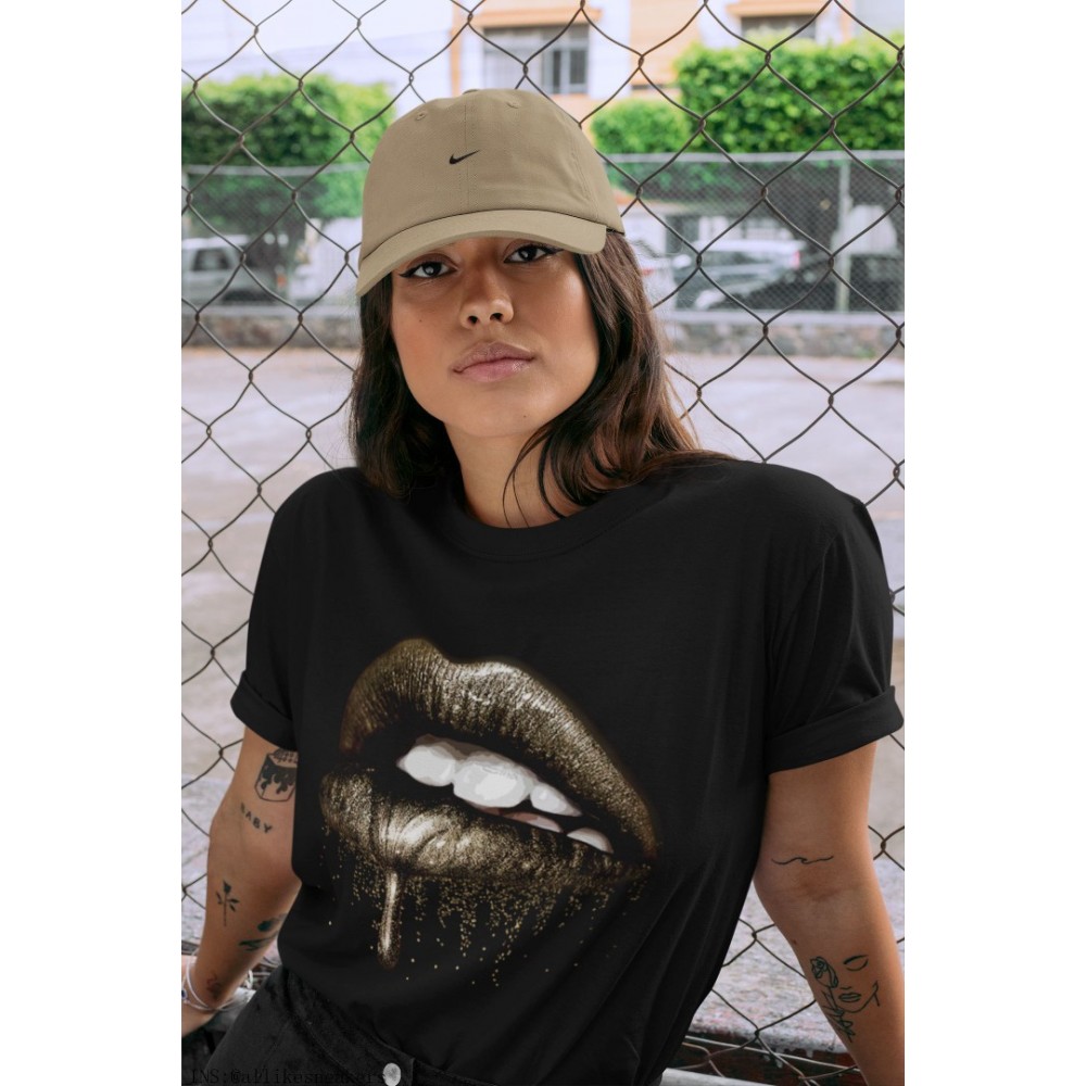 DRIPPING LIPS T-SHIRT - AIR JORDAN 1 DARK MOCHA