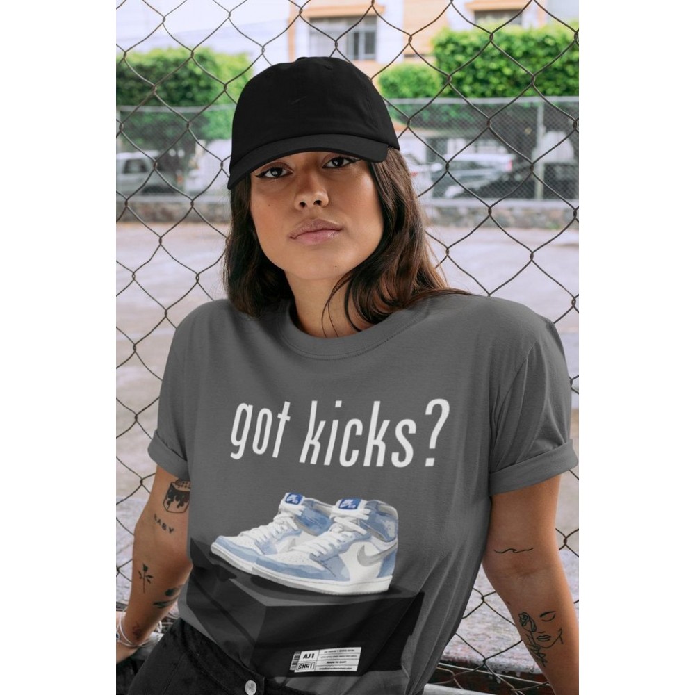 GOT KICKS T -SHIRT - AIR JORDAN 1 HYPER ROYAL