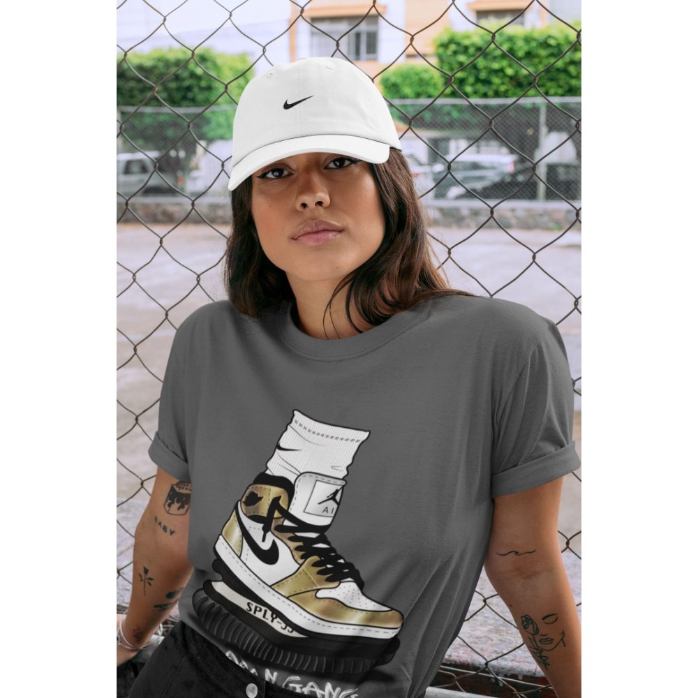 JORDAN GANG T-SHIRT - AIR JORDAN 1 METALLIC GOLD