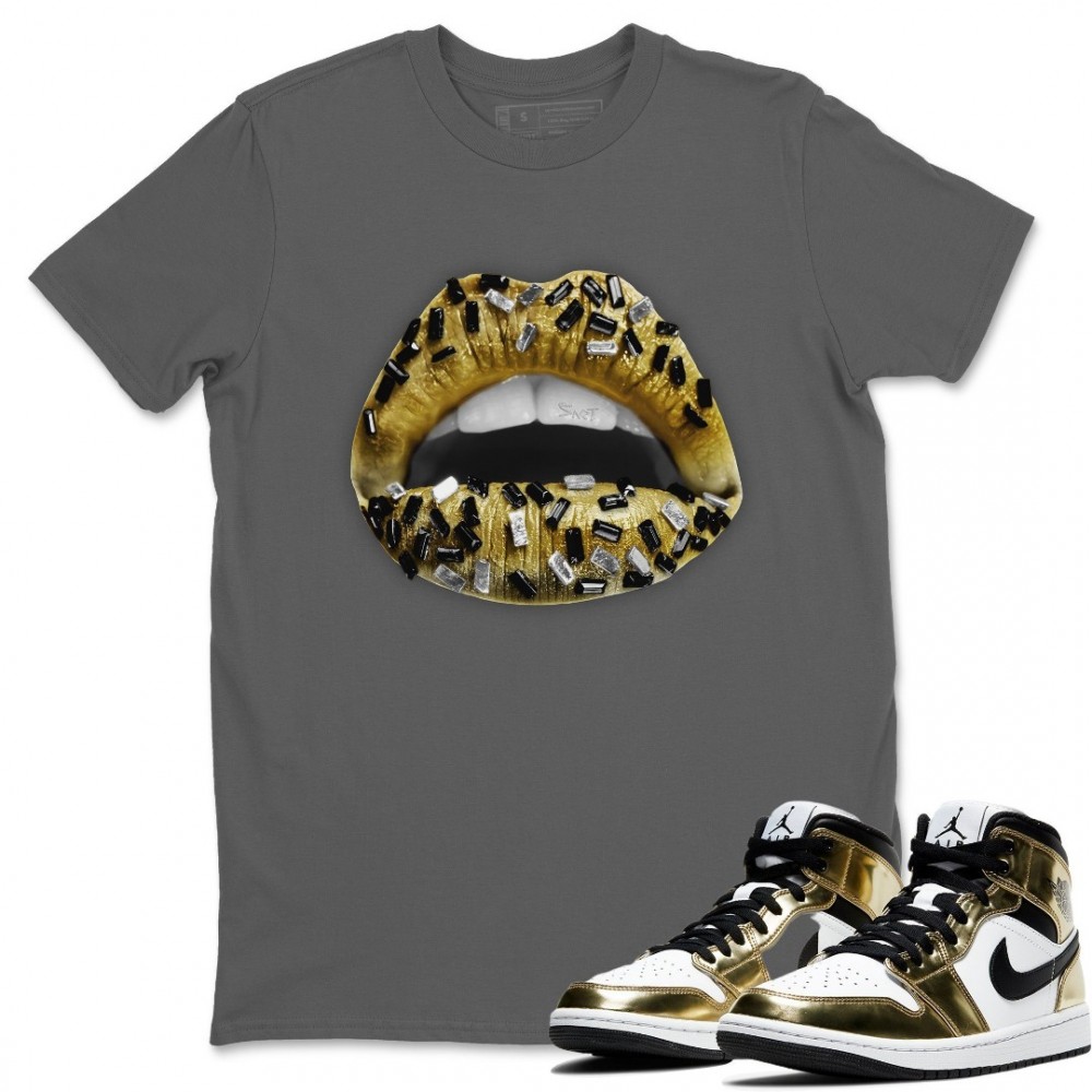 LIPS JEWEL T-SHIRT - AIR JORDAN 1 METALLIC GOLD