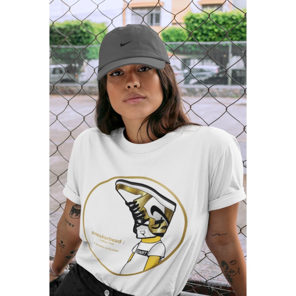 SNEAKERHEAD T-SHIRT - AIR JORDAN 1 METALLIC GOLD