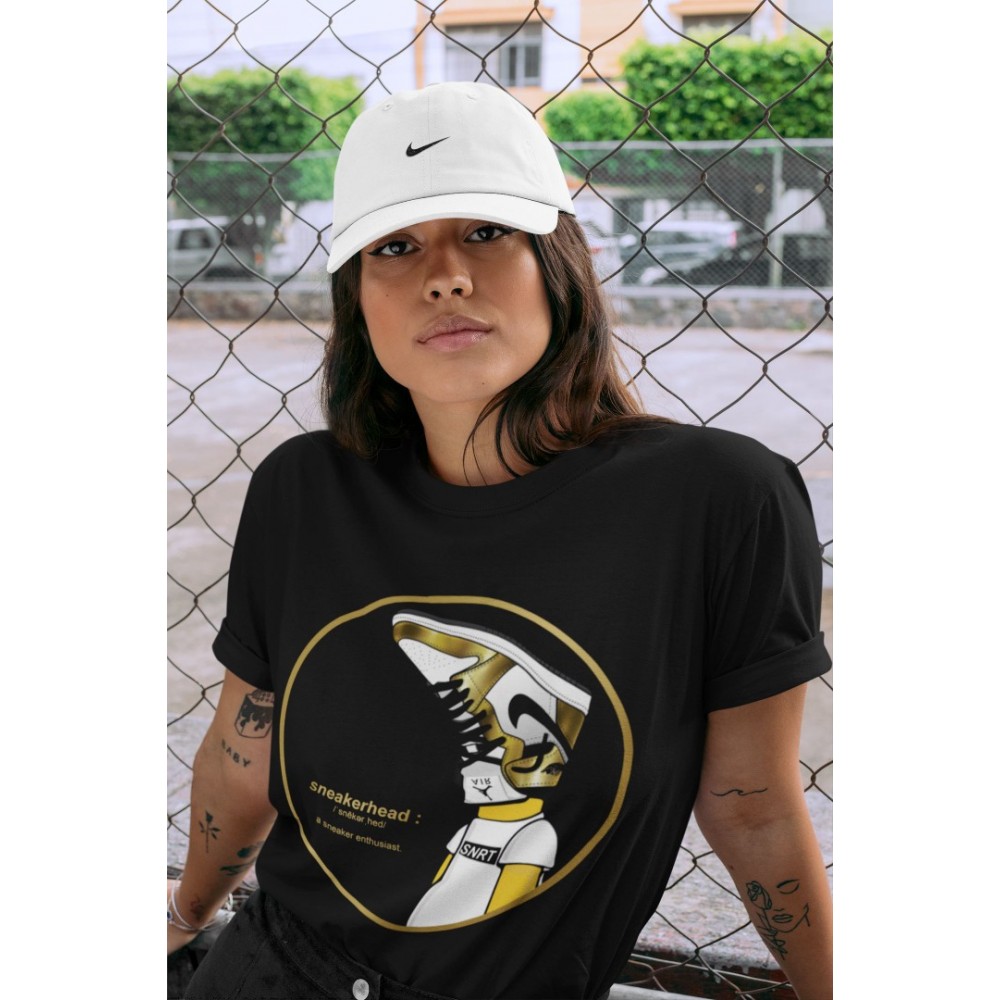 SNEAKERHEAD T-SHIRT - AIR JORDAN 1 METALLIC GOLD