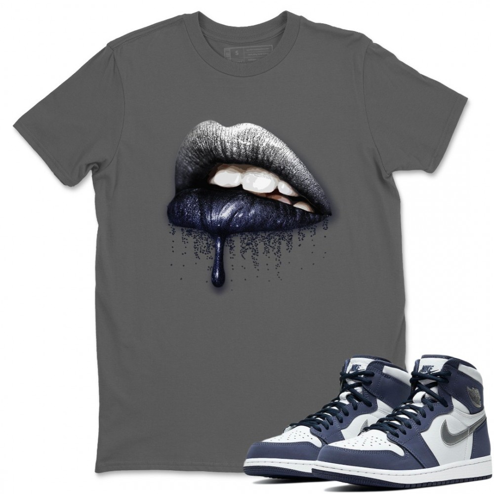 DRIPPING LIPS T-SHIRT - AIR JORDAN 1 MIDNIGHT NAVY