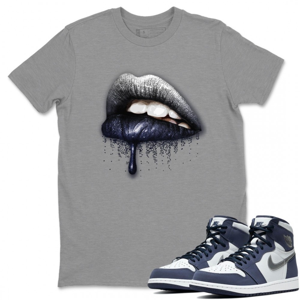 DRIPPING LIPS T-SHIRT - AIR JORDAN 1 MIDNIGHT NAVY