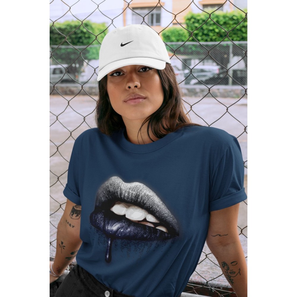 DRIPPING LIPS T-SHIRT - AIR JORDAN 1 MIDNIGHT NAVY