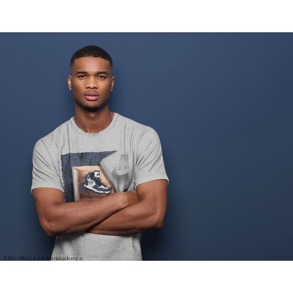 NEW KICKS T-SHIRT - AIR JORDAN 1 MIDNIGHT NAVY