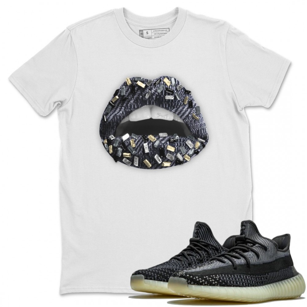 LIPS JEWEL T-SHIRT - YEEZY 350 V2 CARBON ASRIEL